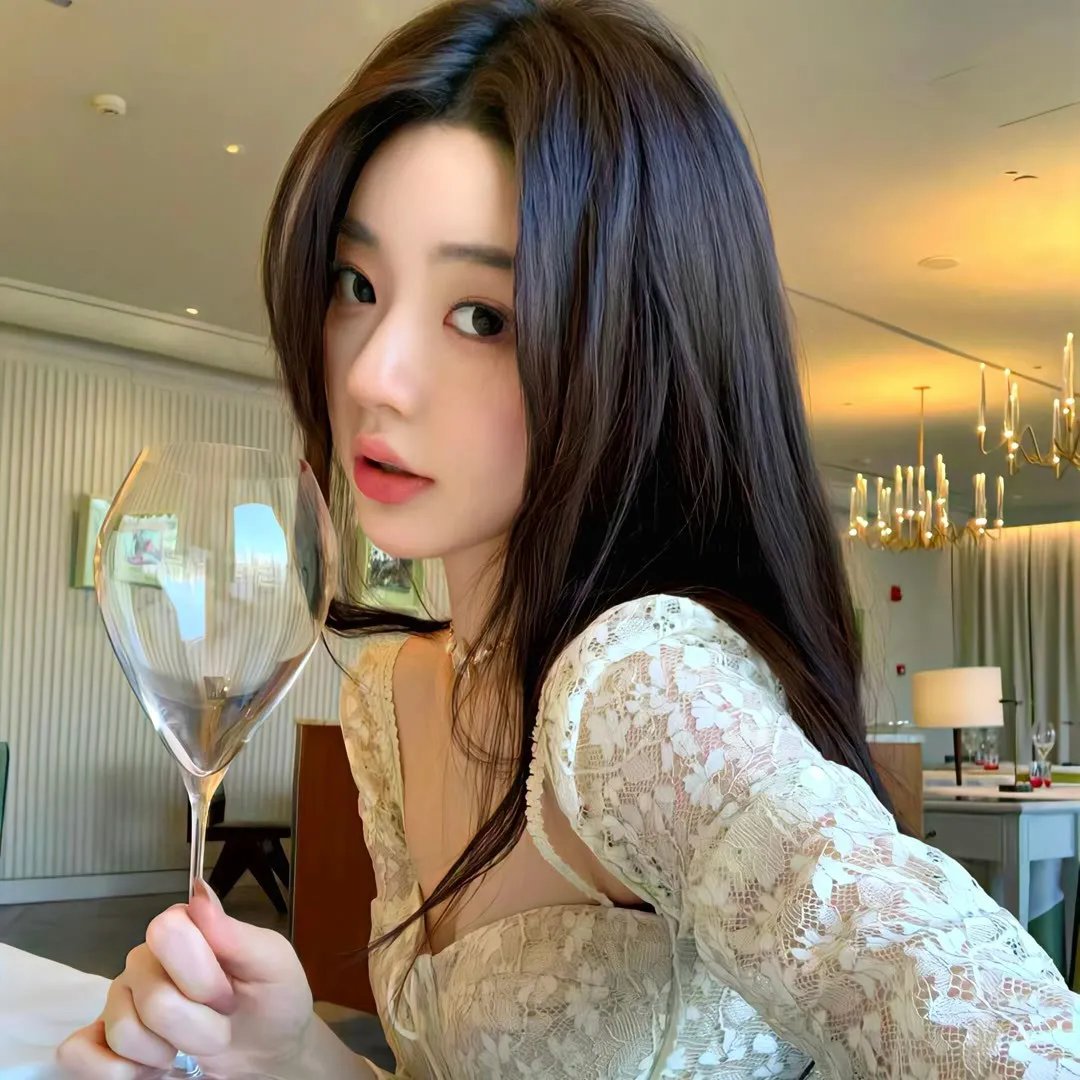 铁人的红领巾海报